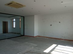 便宜倉庫出租，單間49平起，整層1600平，按需出租