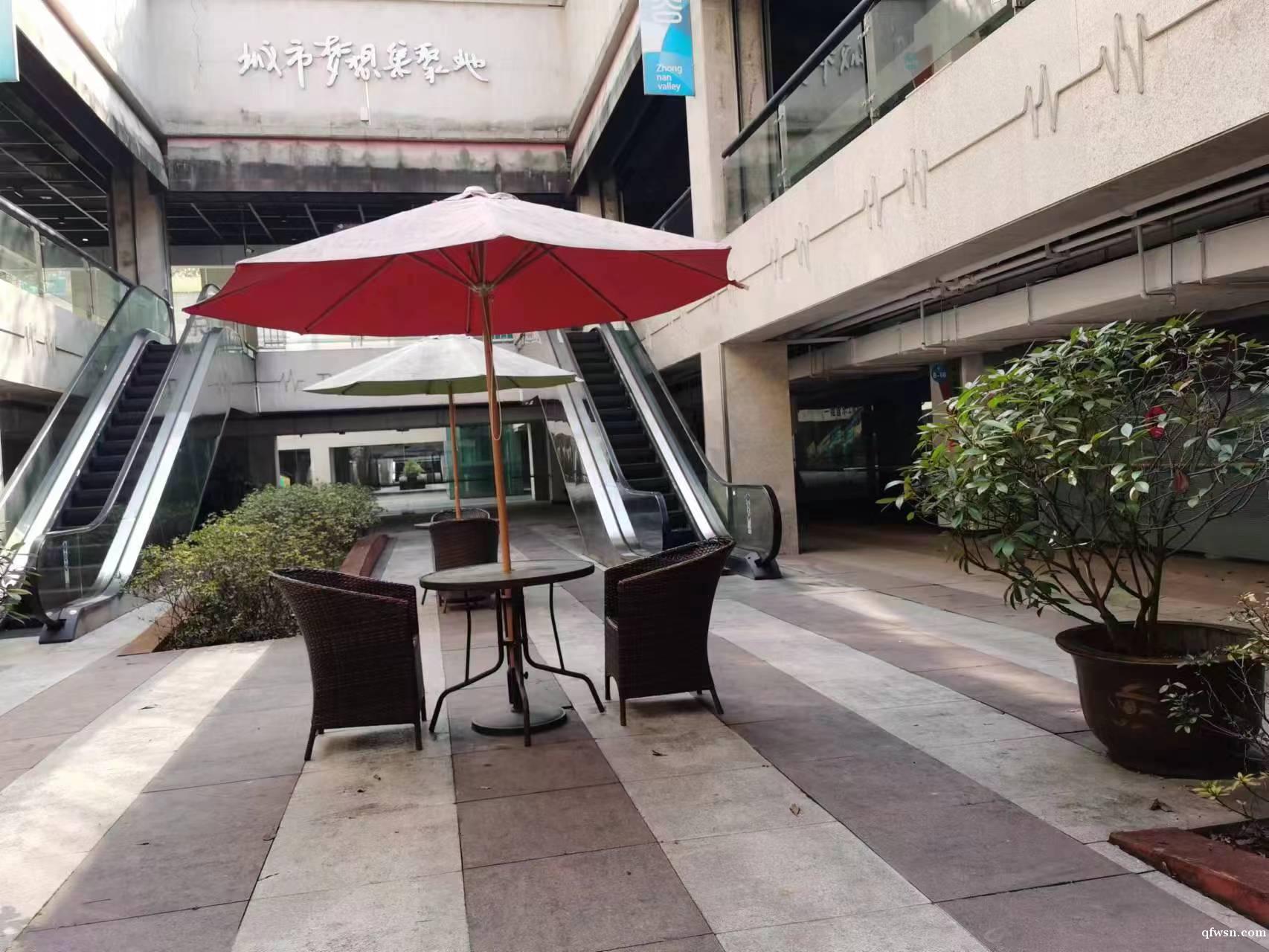 中南核心地段 地鐵出口處 全新招商 辦公 餐飲 娛樂為主 中南核心地段 地鐵出口處 全新招商 辦公 餐飲 娛樂為主